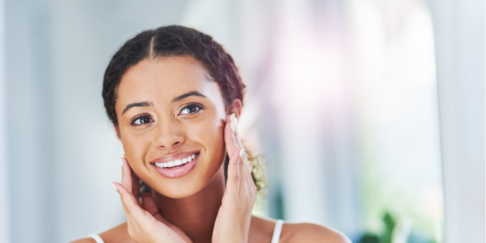 Kolagen po 30., 40. i 50. roku życia – jak zmienia się zapotrzebowanie?